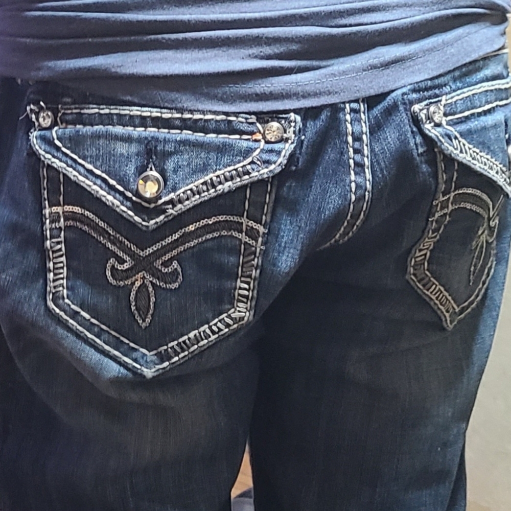 Buckle Jeans